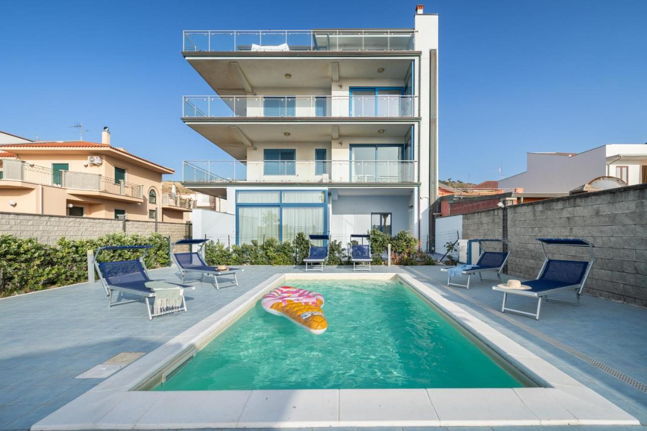 Terraces D'Orlando - Family Apartments With Sea View And Pool Капо-д'Орландо Экстерьер фото
